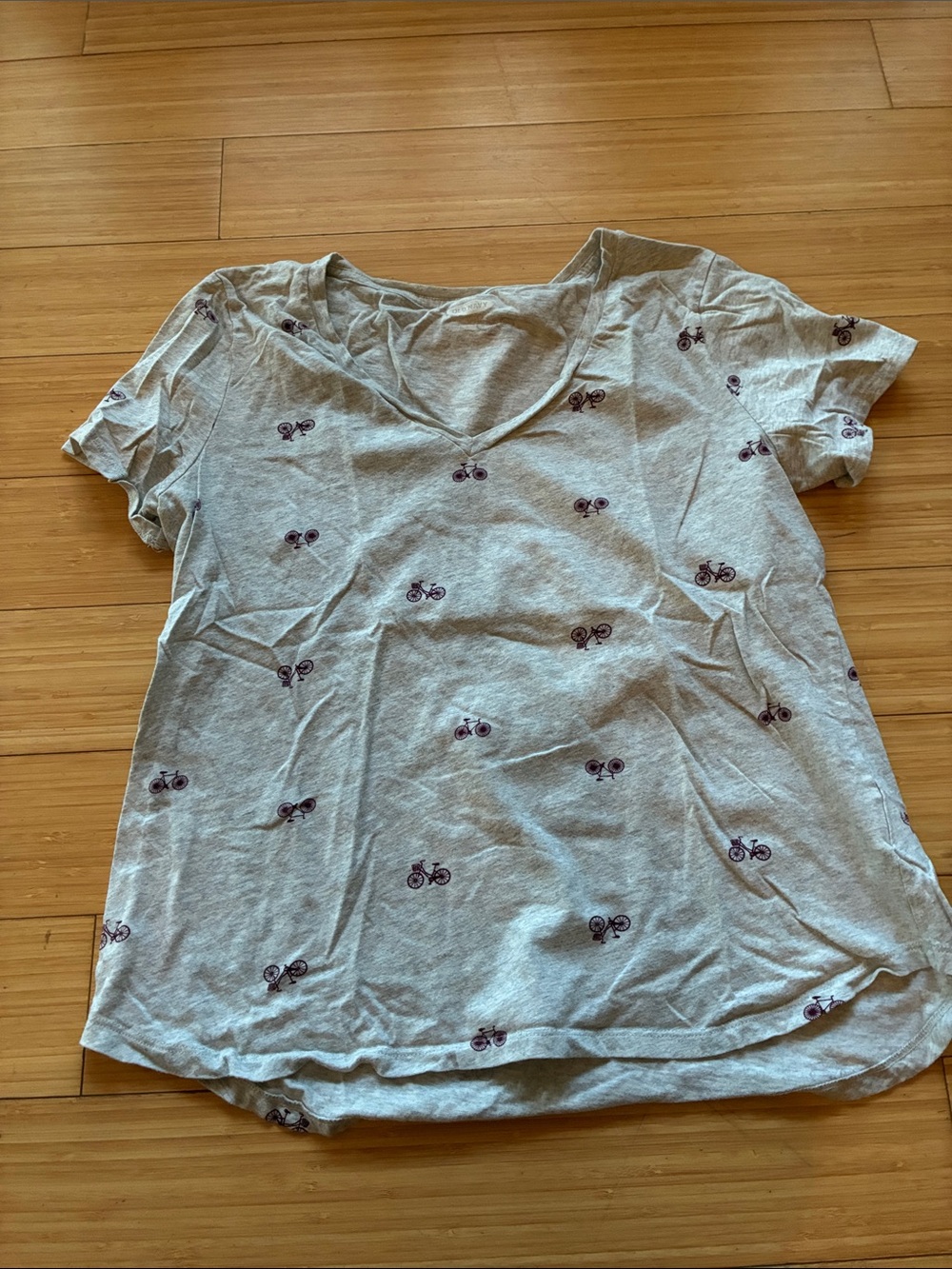 Old Navy Light Gray V-Neck Tee with Small Bicycle Print